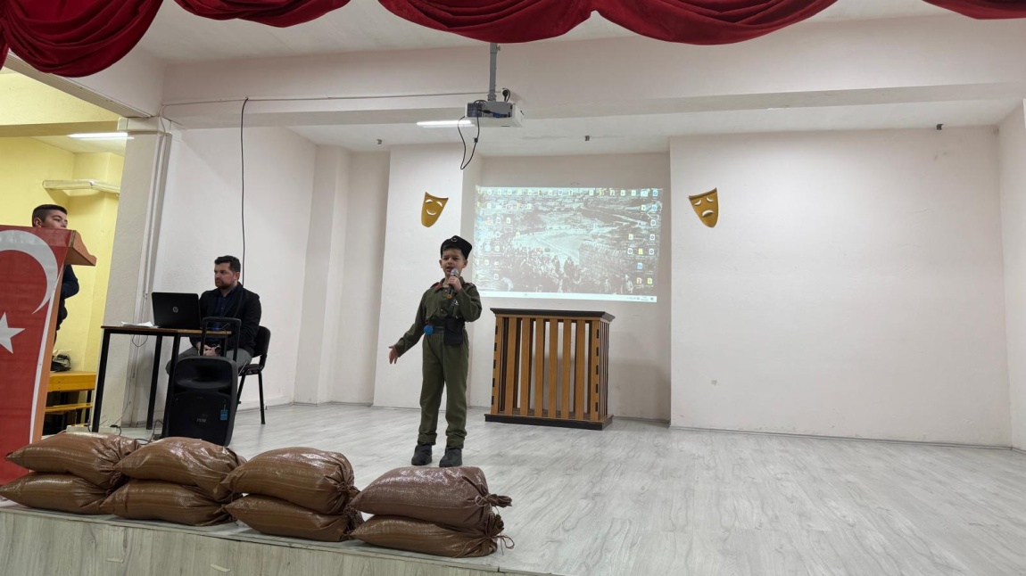 İstiklal Marşı'nın Kabulü Okulumuzda Coşku ile Kutlandı